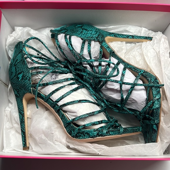 Just fab high heels teal color open toe size 8.5 - Picture 7 of 9